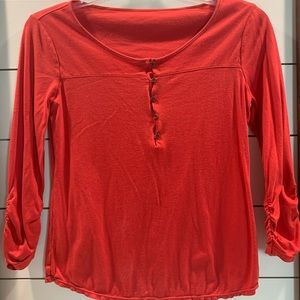 Burnt orange top, M